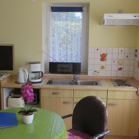 Ferienwohnungen "Marie" Mit Terrassen, Inclusive Park- Und Stellplaetze Am Haus, Mueritz-Strand Nur 700M, Altstadt 10Min, Ruhige Lage, Βάρεν Δωμάτιο φωτογραφία
